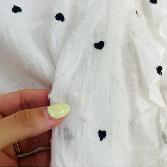 NEW Ann Taylor White Heart Print Long Sleeve Ruffle Top - Picture 6 of 6